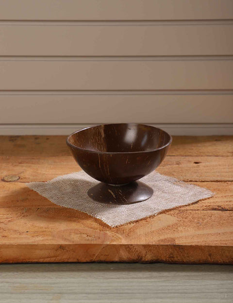 Full Polished Coconut Shell Bowls Normal With Base 150Ml -250Ml