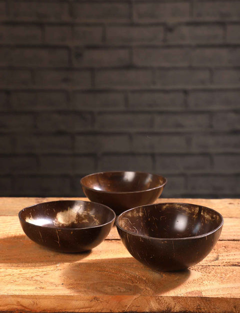 Full Polished Coconut Shell Bowls Normal Size Without Base 150Ml -250Ml